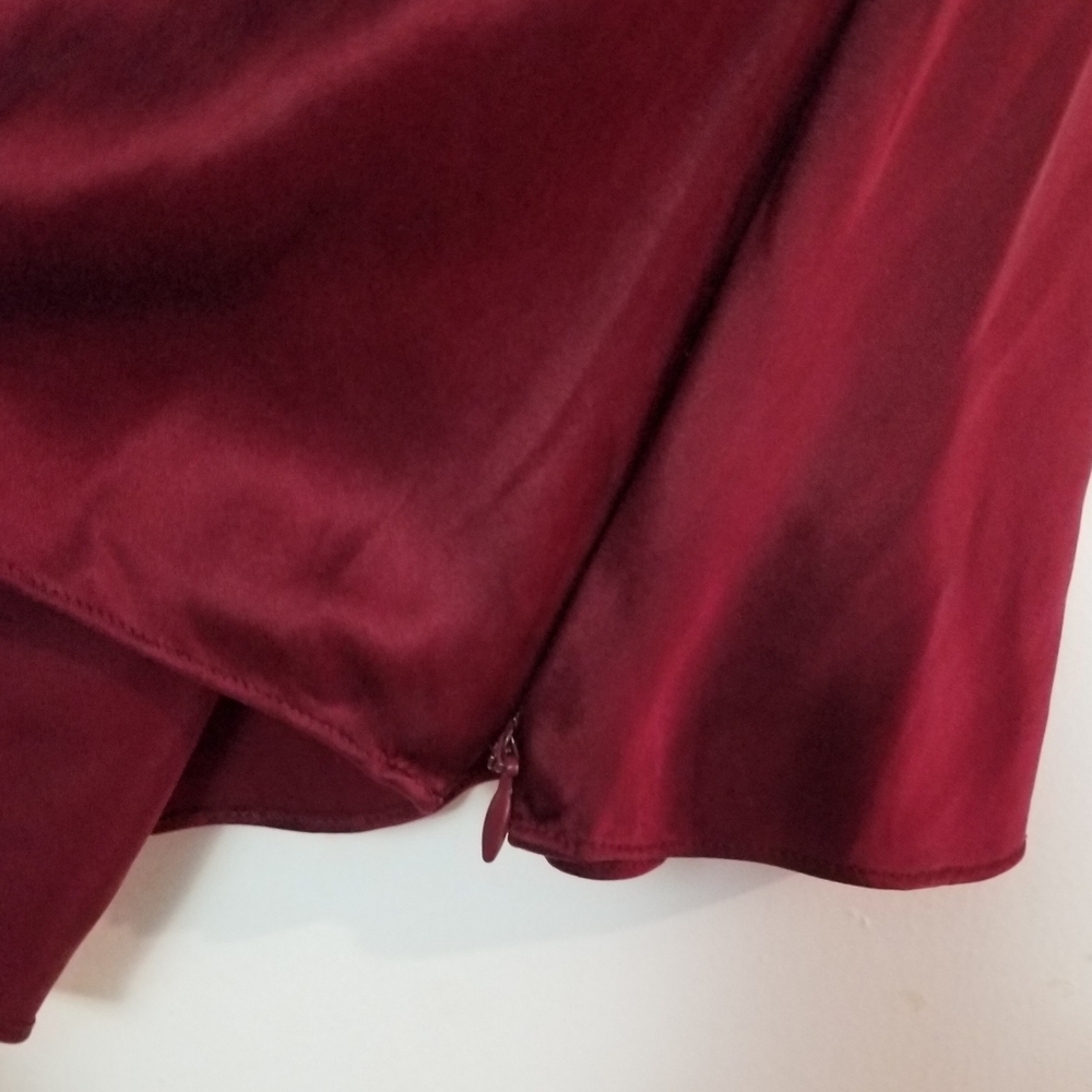 💥SOLD -Silk Tank Top - Picture 5 of 7